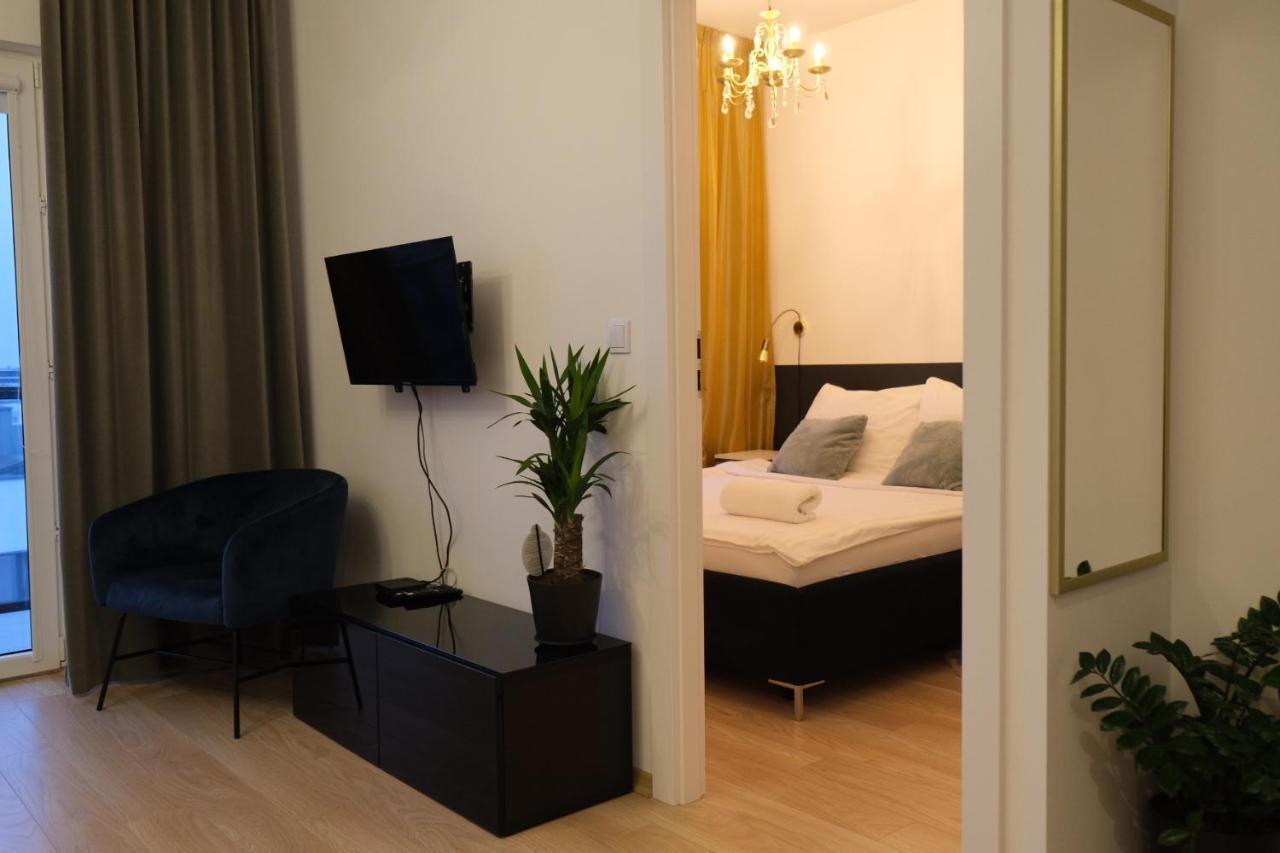Apartament 9, Z Oddzielna Sypialnia! Warschau Buitenkant foto