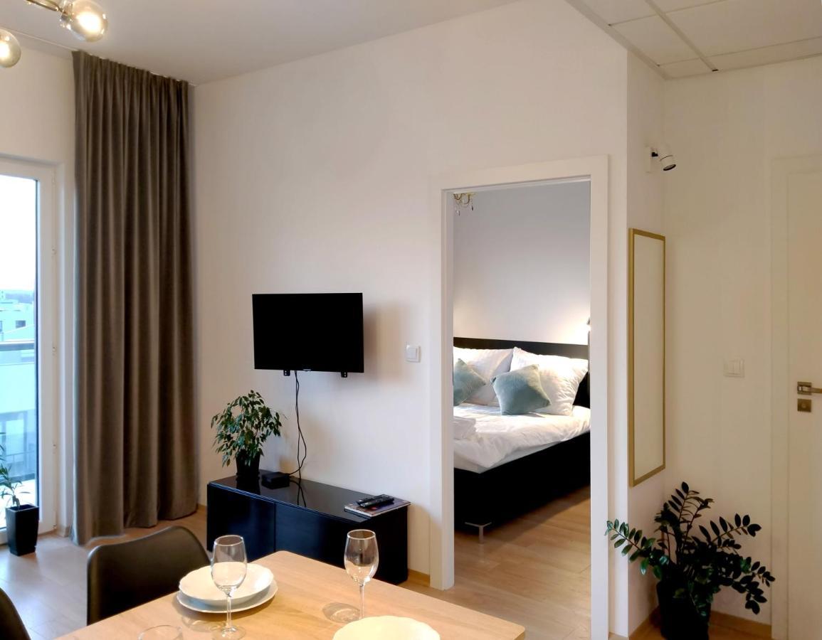 Apartament 9, Z Oddzielna Sypialnia! Warschau Buitenkant foto