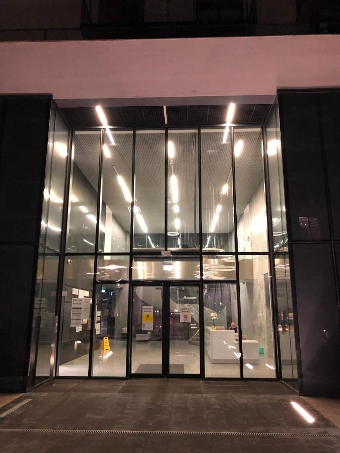 Apartament 9, Z Oddzielna Sypialnia! Warschau Buitenkant foto