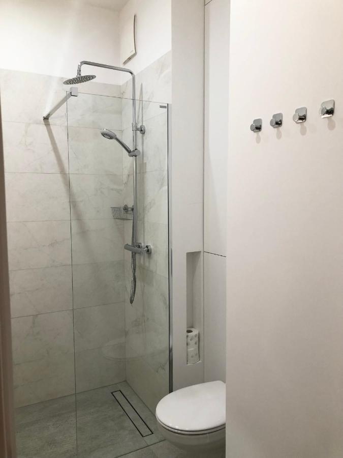 Apartament 9, Z Oddzielna Sypialnia! Warschau Buitenkant foto